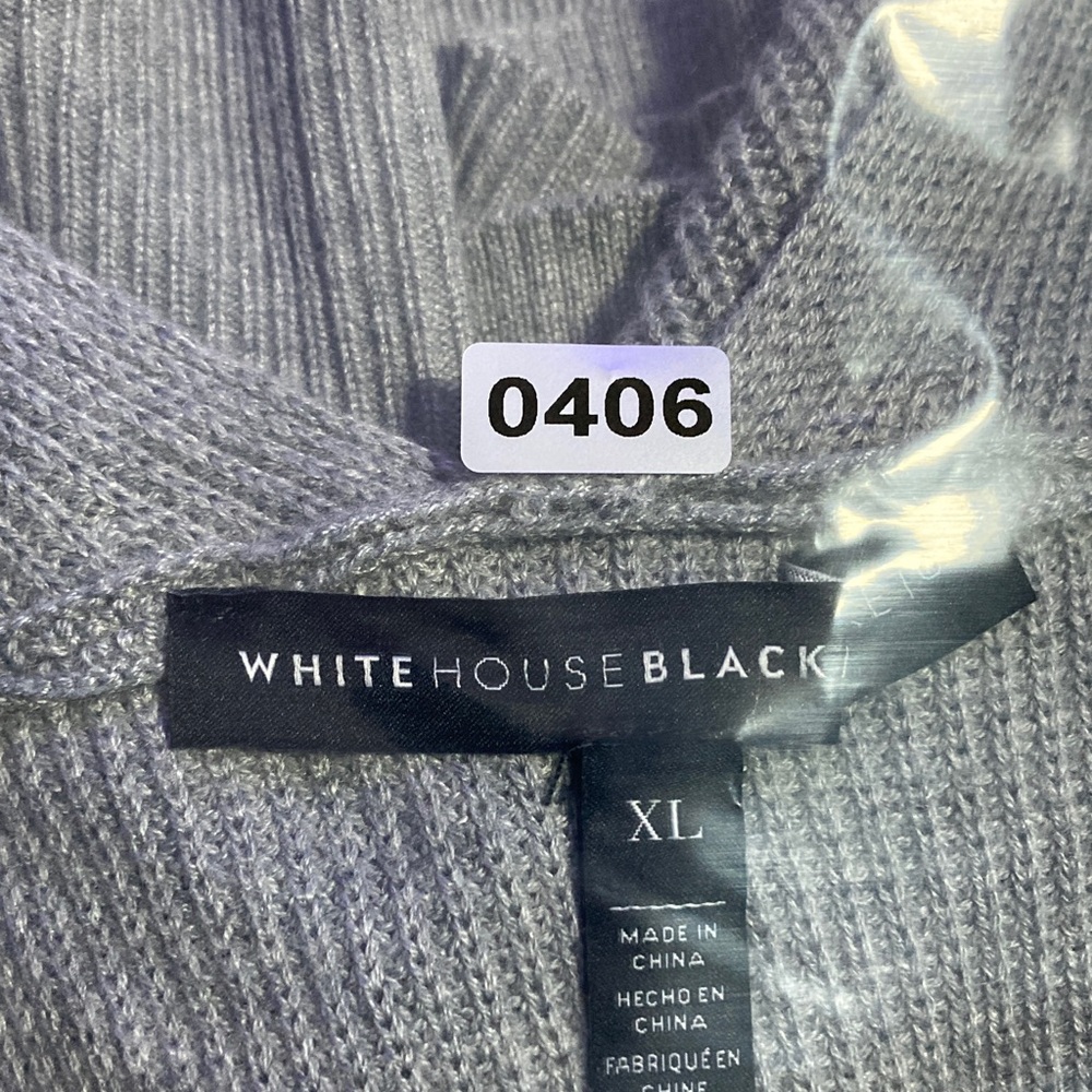 White House Black Market Women’s V Neck knit sweater gray XL wool Blend - Picture 15 of 15